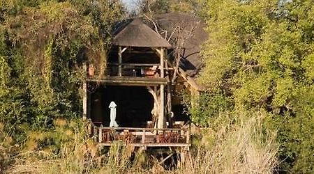 Lianshulu Lodge Muneambuanas Ngoại thất bức ảnh