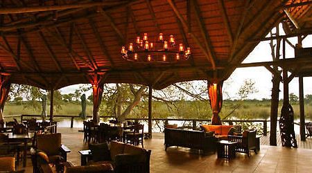 Lianshulu Lodge Muneambuanas Ngoại thất bức ảnh